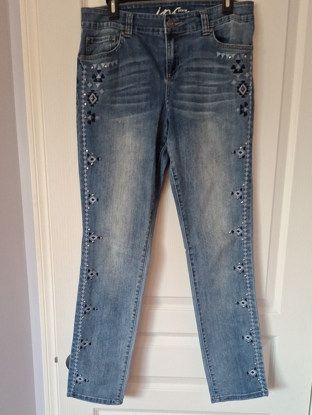 INC Light Blue Embroidered Women’s Jeans